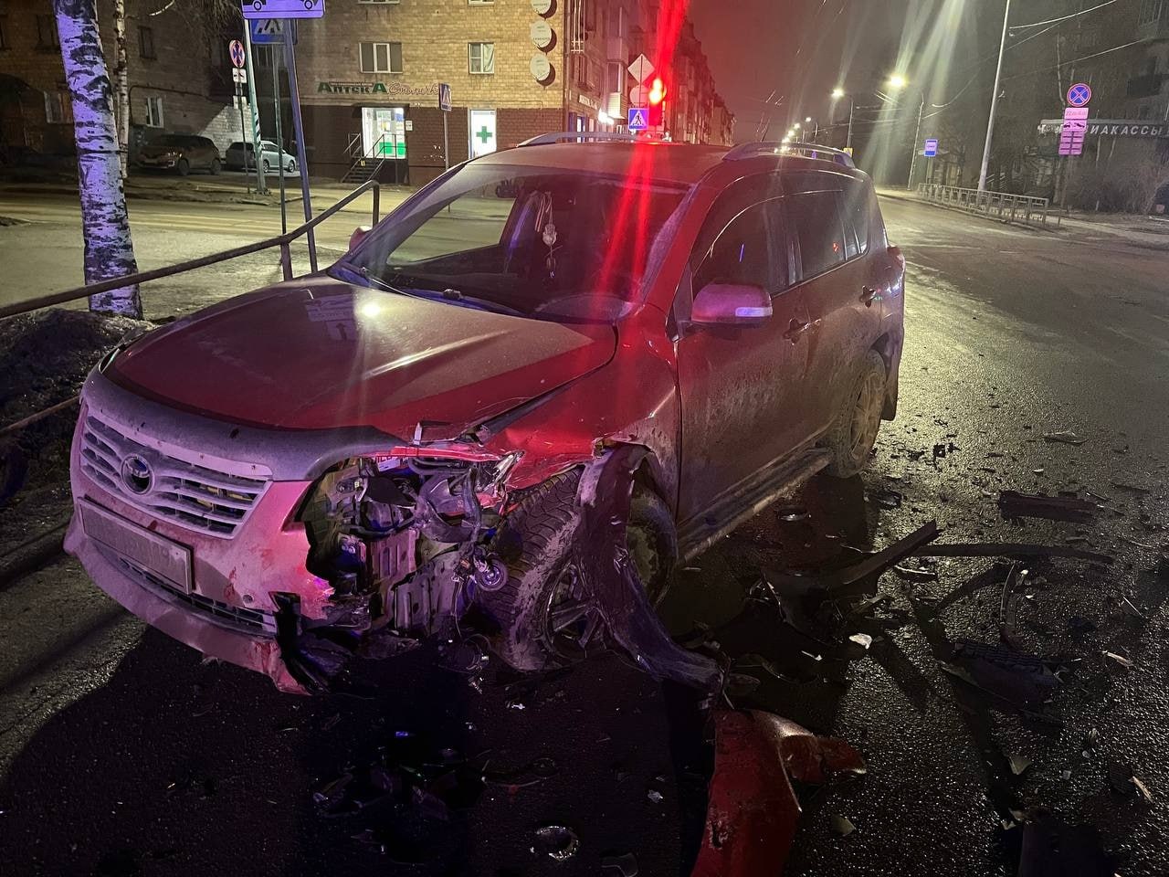 Три человека пострадали в жестком ДТП в Петрозаводске Три человека пострадали в жестком ДТП в Петрозаводске