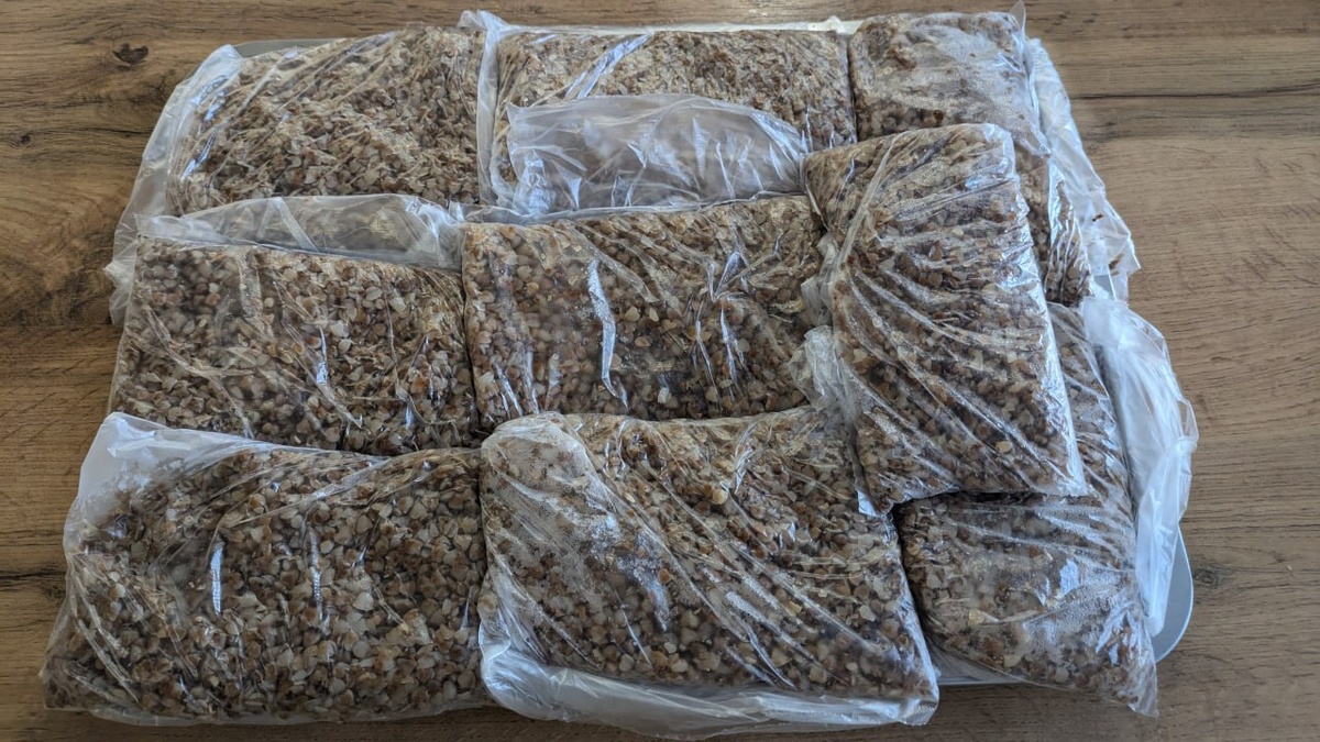 Как заморозить крупу: секреты удобного хранения