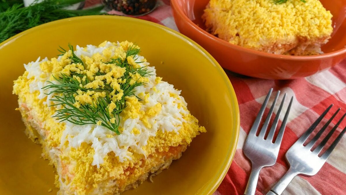 Салат Мимоза: три оригинальных варианта на любой вкус