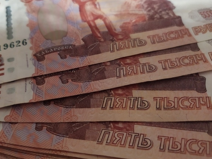 Вологжанам выплатят пенсии и пособия досрочно в марте