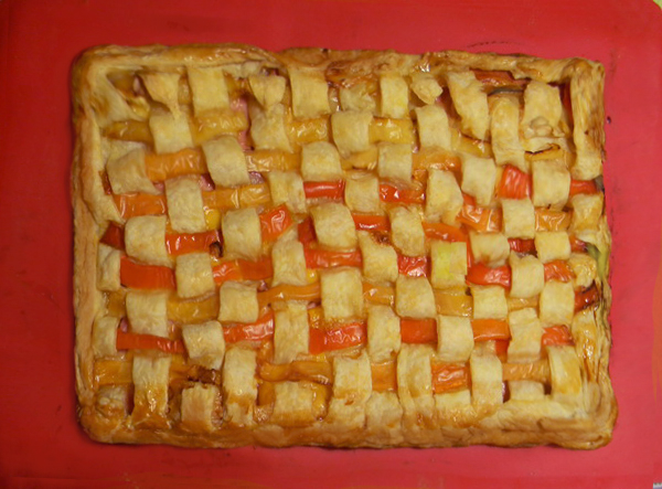 Простой и аппетитный закусочный пирог за минимальное время