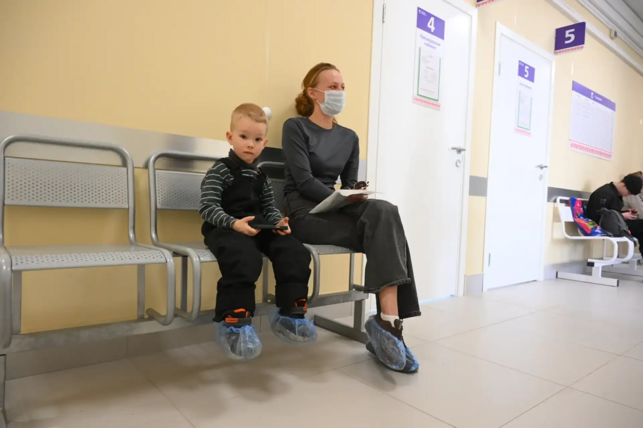 Артур Парфенчиков: В селе Деревянное сегодня первый день работы новой врачебной амбулатории Артур Парфенчиков: В селе Деревянное сегодня первый день работы новой врачебной амбулатории