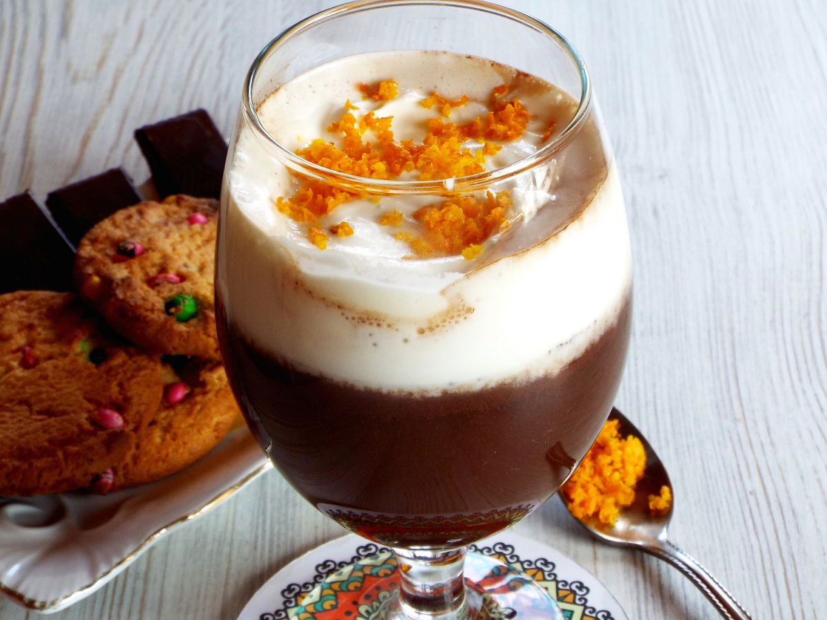 Кофе с шоколадом и апельсином: как согреться и поднять настроение