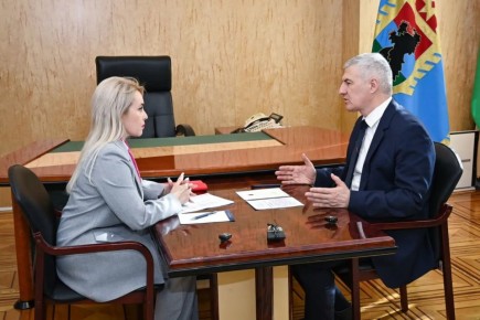 Артур Парфенчиков: Провел встречу с главой Петрозаводска Инной Колыхматовой