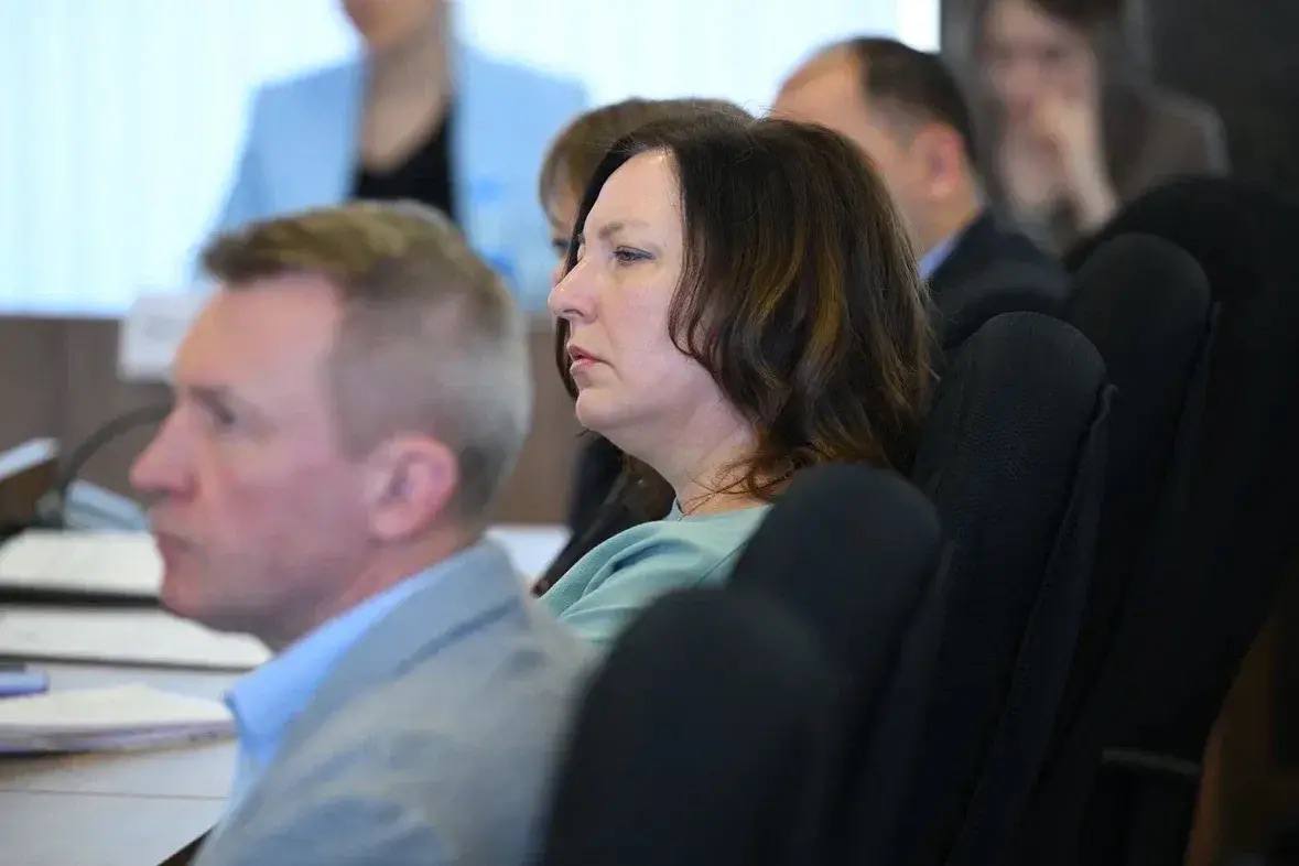 Колыхматова: Дорогие петрозаводчане!. Сегодня представила депутатам Петросовета отчет о работе нашей команды за 2025 год Колыхматова: Дорогие петрозаводчане!. Сегодня представила депутатам Петросовета отчет о работе нашей команды за 2025 год