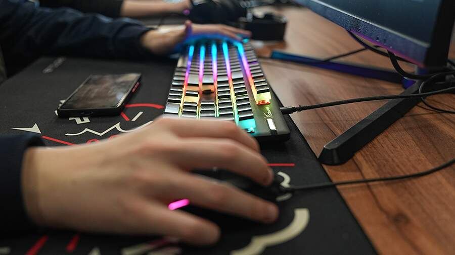 Кабмин предлагает ограничить компьютерные игры: новые шаги к самозапрету