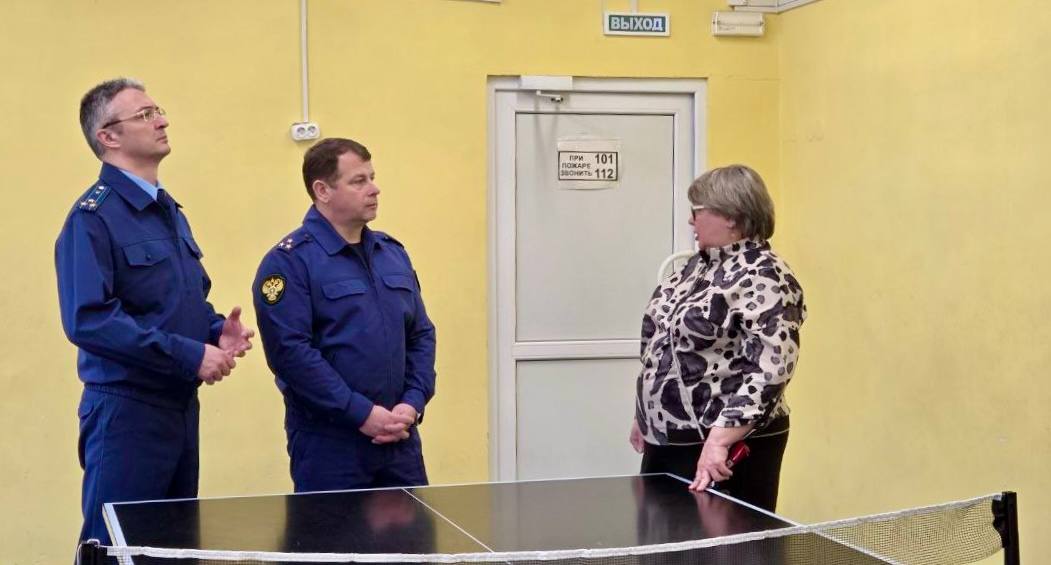 0 Заместитель прокурора республики Дмитрий Гаррес посетил ГБУ СО РК «Центр помощи детям «Надежда» в городе Петрозаводске 0 Заместитель прокурора республики Дмитрий Гаррес посетил ГБУ СО РК «Центр помощи детям «Надежда» в городе Петрозаводске