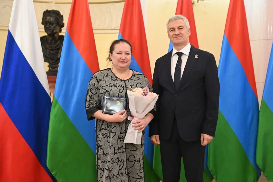 ����� �����������: � ����� ��� �������� ��������������, ������� �� �������� �������, ������ ������� ��������� ������������� ������, ������������ �������������, ������ �������� ���������, ������� � �������
