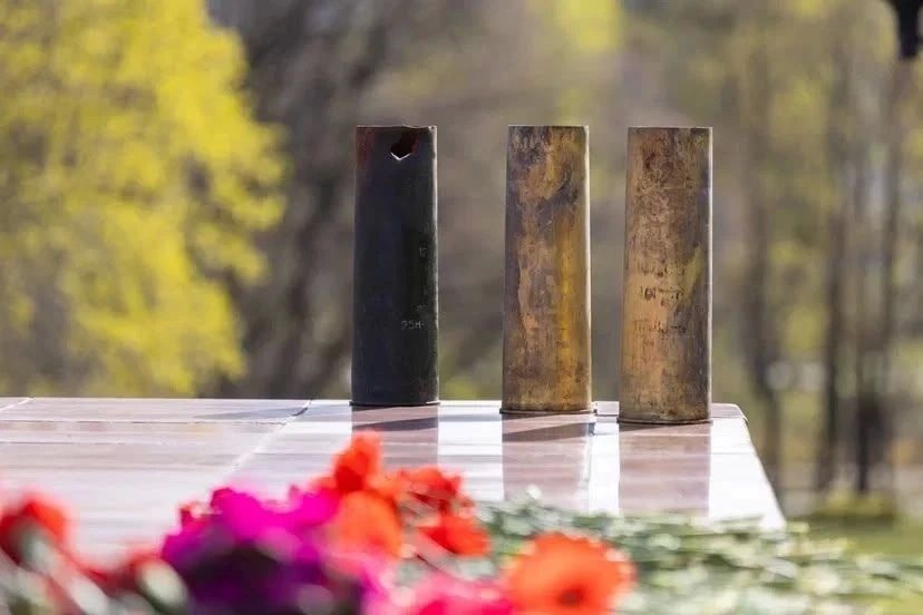 В столице Карелии в память о погибших бойцах заложили землю с полей СВО