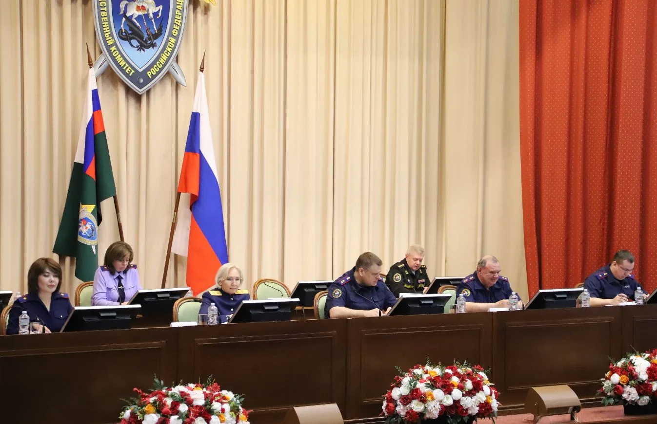 Председатель СК России А.И. Бастрыкин провел повторный прием заявителей из Республики Карелия, проживающих в аварийных домах Председатель СК России А.И. Бастрыкин провел повторный прием заявителей из Республики Карелия, проживающих в аварийных домах