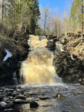 Водопады «Белые мосты» в Карелии