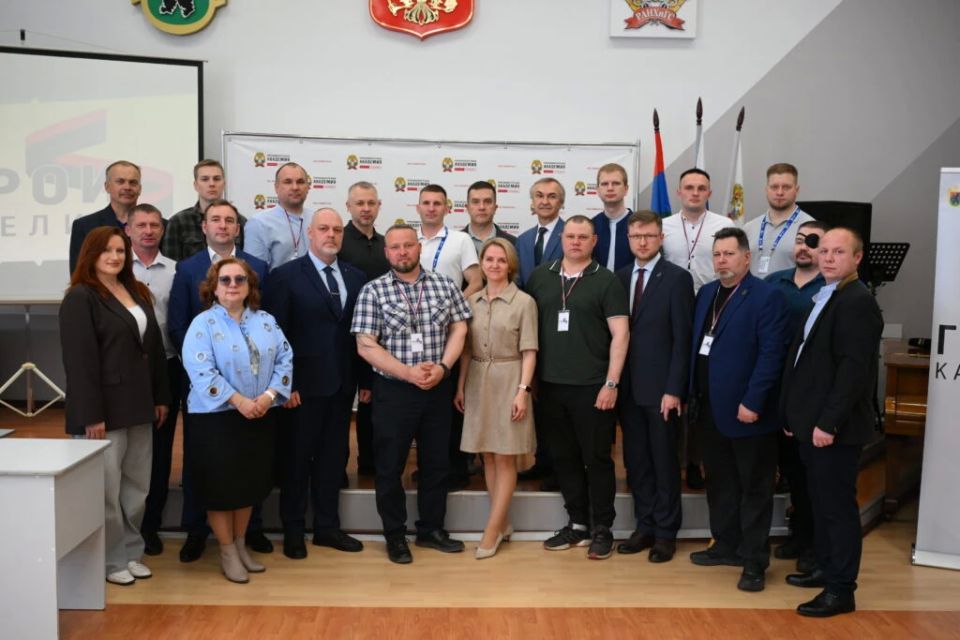 Артур Парфенчиков: Друзья, отличные новости от наших ребят! Участники кадровой программы «Герои Карелии» вышли на финишную прямую — они приступили к четвертому, финальному модулю обучения