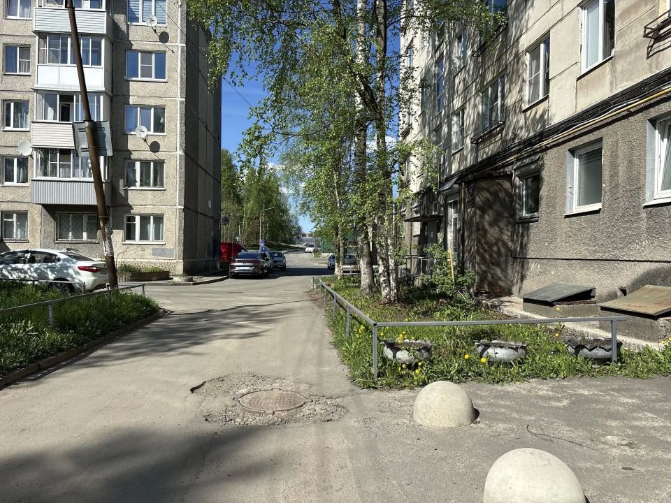 Колыхматова: Выехали вместе с депутатом Петросовета Андреем Ушаковым на Кукковку — проверили, как идёт ремонт во дворах на Балтийской, 1А и Балтийской, 17 Колыхматова: Выехали вместе с депутатом Петросовета Андреем Ушаковым на Кукковку — проверили, как идёт ремонт во дворах на Балтийской, 1А и Балтийской, 17