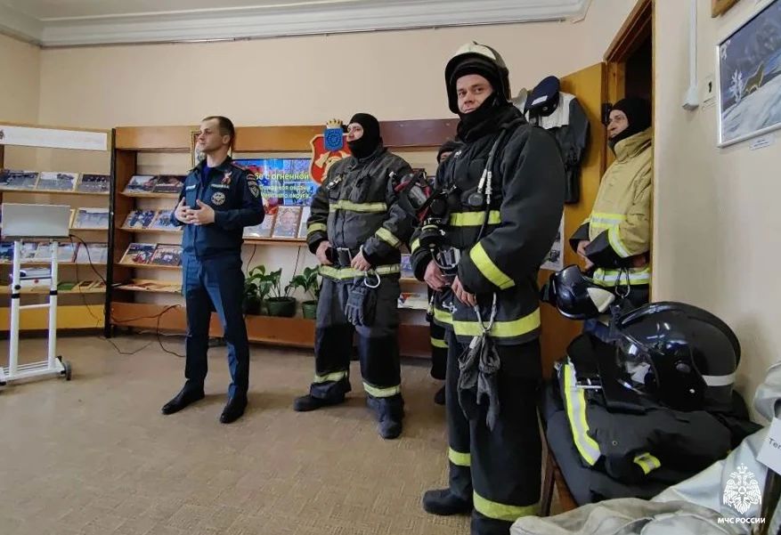Пожарно-техническая выставка для всех желающих Пожарно-техническая выставка для всех желающих