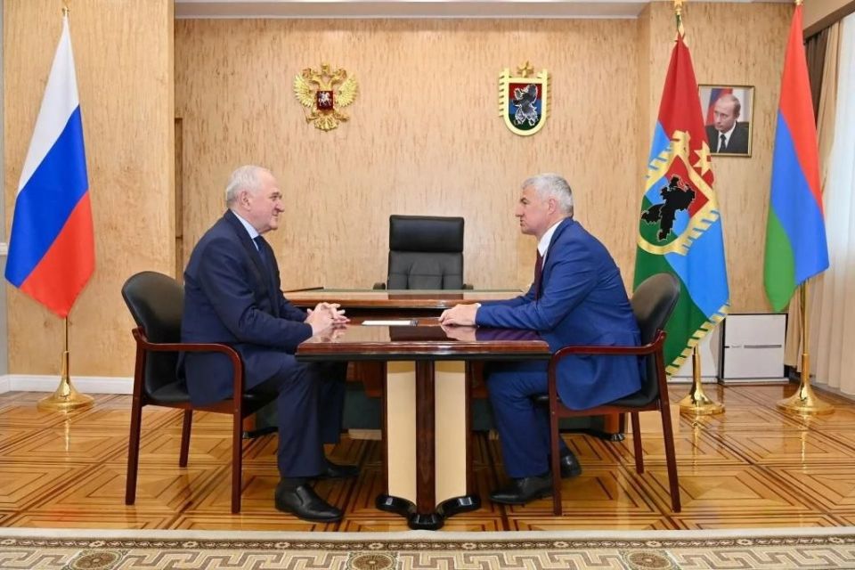 Делегация Комитета Совета Федерации по обороне и безопасности прибыла в Карелию с рабочим визитом Делегация Комитета Совета Федерации по обороне и безопасности прибыла в Карелию с рабочим визитом