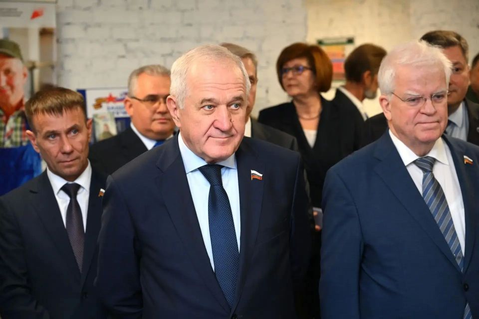 Глава Карелии рассказал о важных решениях первого дня работы сенаторов в республике Глава Карелии рассказал о важных решениях первого дня работы сенаторов в республике