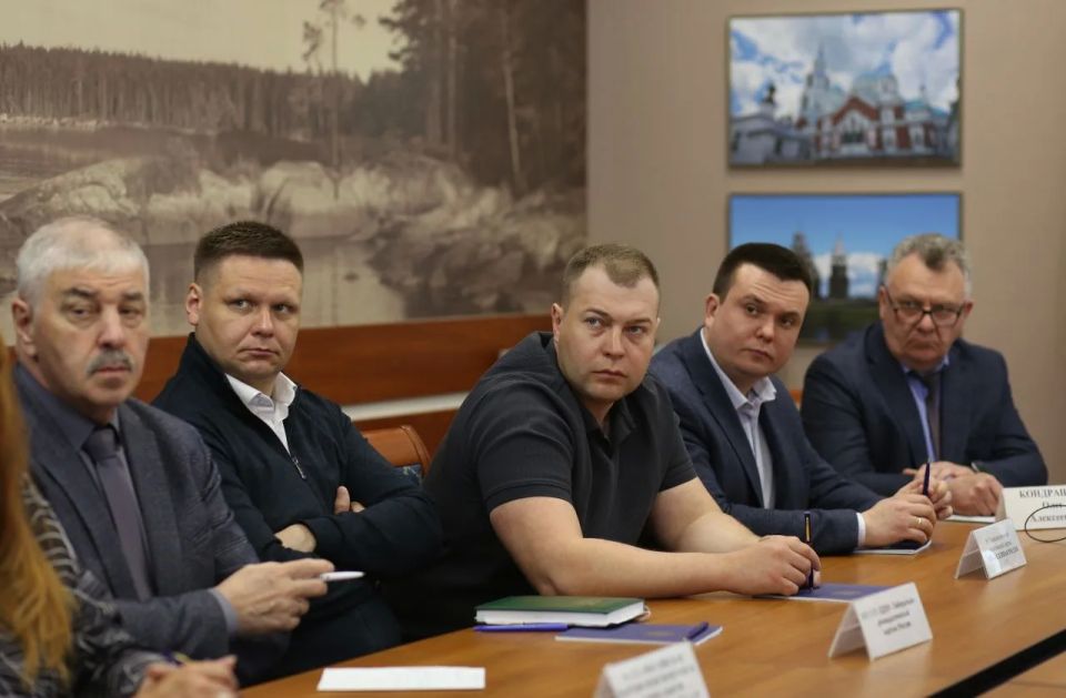 Центризбирком России провел всероссийский семинар для политических партий Центризбирком России провел всероссийский семинар для политических партий