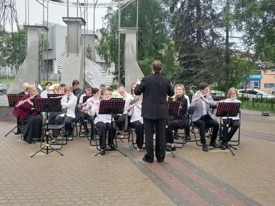 Колыхматова: Концерт на свежем воздухе — и даже дождь не помеха! Колыхматова: Концерт на свежем воздухе — и даже дождь не помеха!