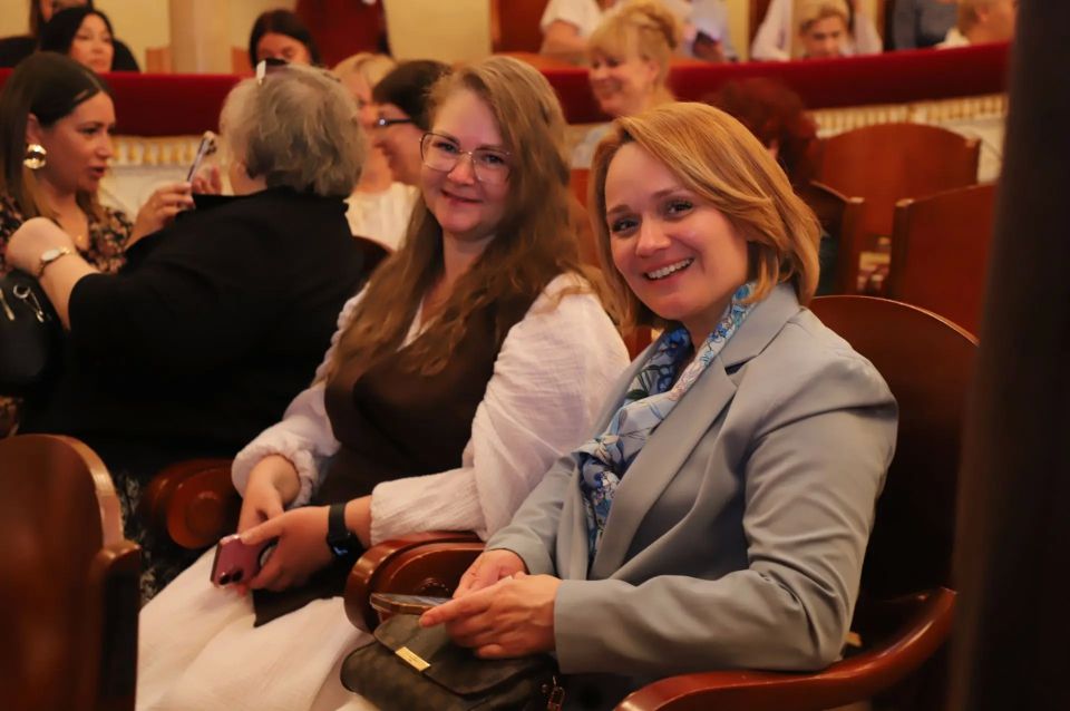 Депутаты Законодательного Собрания приняли участие в Форуме женщин Карелии Депутаты Законодательного Собрания приняли участие в Форуме женщин Карелии