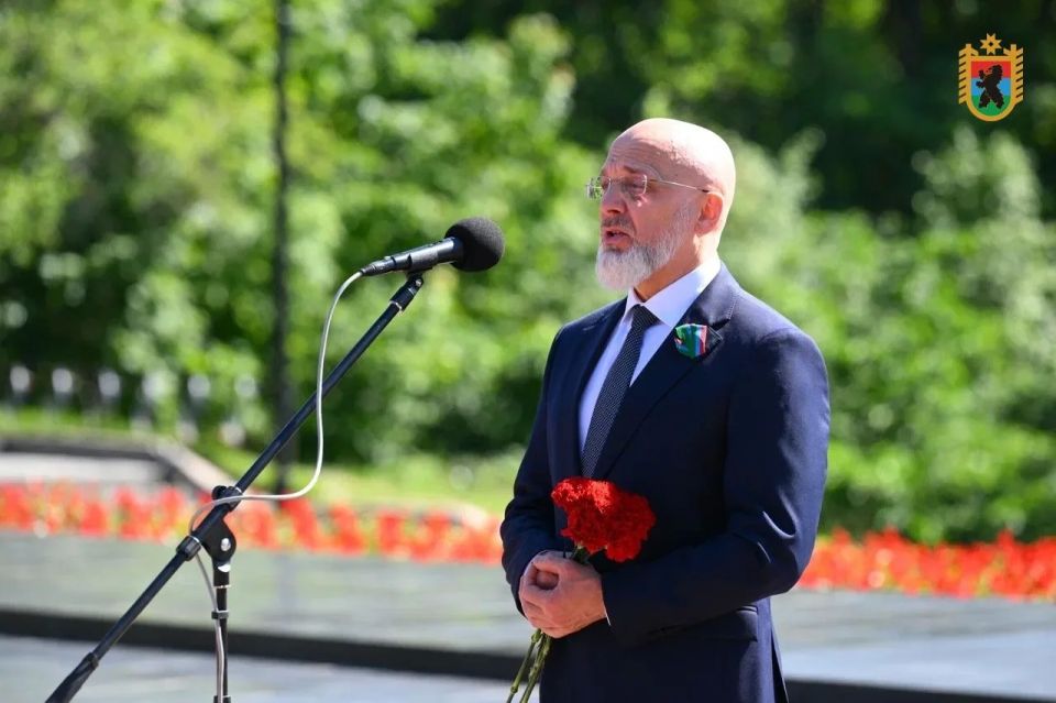 Сегодня Карелия отмечает 106 лет образования государственности Сегодня Карелия отмечает 106 лет образования государственности