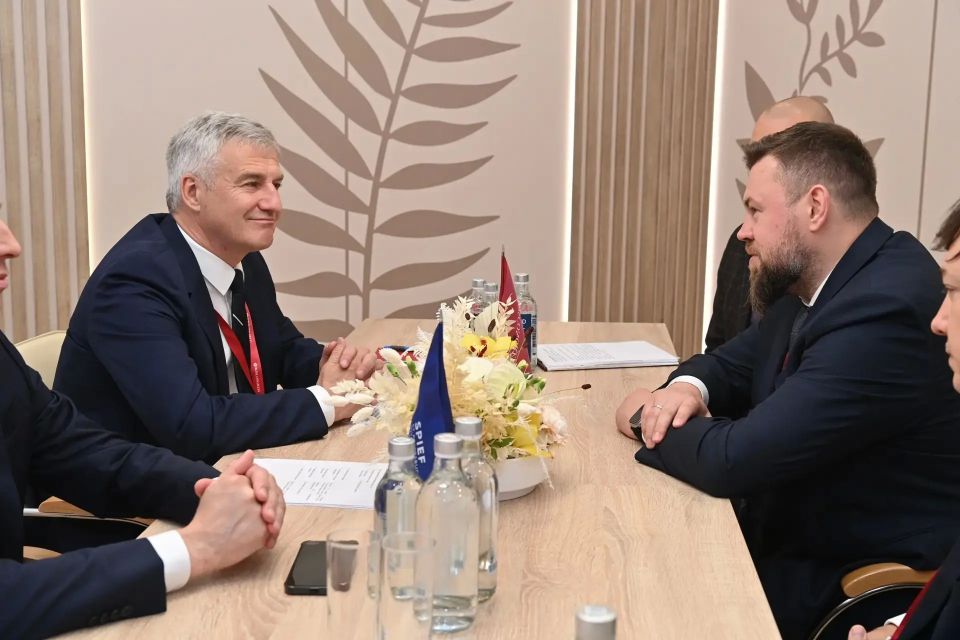 Артур Парфенчиков: Карелия начинает сотрудничество с компанией Яндекс Артур Парфенчиков: Карелия начинает сотрудничество с компанией Яндекс