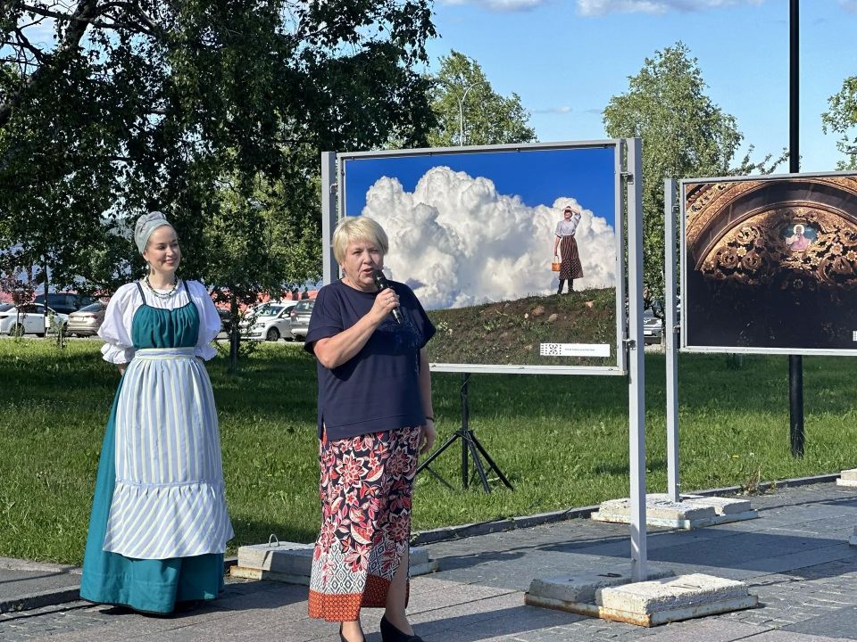 Колыхматова: В Петрозаводске открыли замечательную фотовыставку «Вечный остров», посвященную 60-летию музея-заповедника «Кижи» Колыхматова: В Петрозаводске открыли замечательную фотовыставку «Вечный остров», посвященную 60-летию музея-заповедника «Кижи»