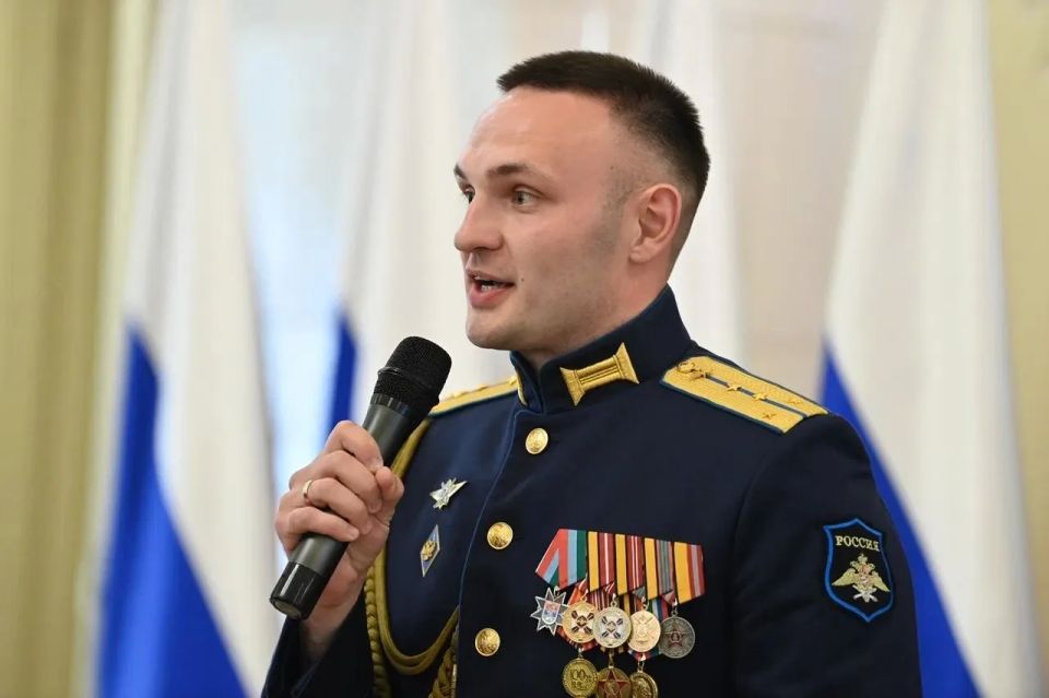 Артур Парфенчиков: В Национальном музее получили дипломы первые выпускники программы «Герои Карелии» Артур Парфенчиков: В Национальном музее получили дипломы первые выпускники программы «Герои Карелии»