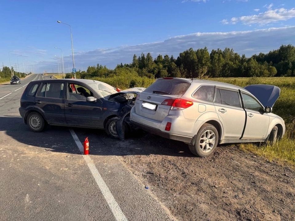 Вчера на дорогах Карелии два человека пострадали в ДТП Вчера на дорогах Карелии два человека пострадали в ДТП