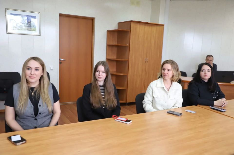 «Мы знаем, что мы вместе, а значит, победа будет за нами» – Ольга Шмаеник передала благодарность от бойцов СВО коллективу Карелиястат «Мы знаем, что мы вместе, а значит, победа будет за нами» – Ольга Шмаеник передала благодарность от бойцов СВО коллективу Карелиястат