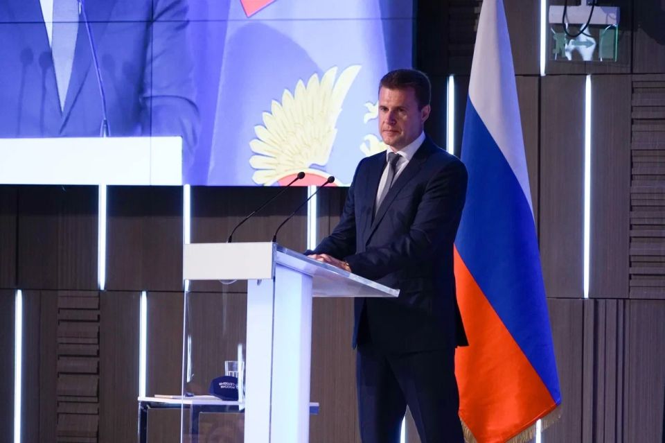 Артур Парфенчиков: Арктика – важнейший для страны макрорегион, и у Карелии здесь особое место! Артур Парфенчиков: Арктика – важнейший для страны макрорегион, и у Карелии здесь особое место!
