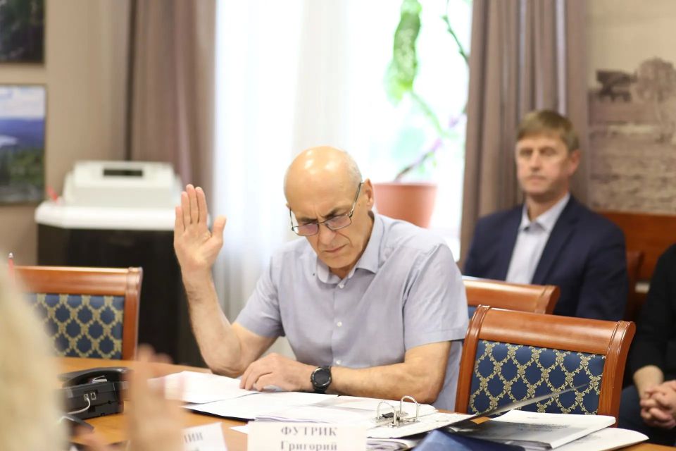 Избирком Карелии заверил списки кандидатов от партий на выборах в Законодательное Собрание Избирком Карелии заверил списки кандидатов от партий на выборах в Законодательное Собрание