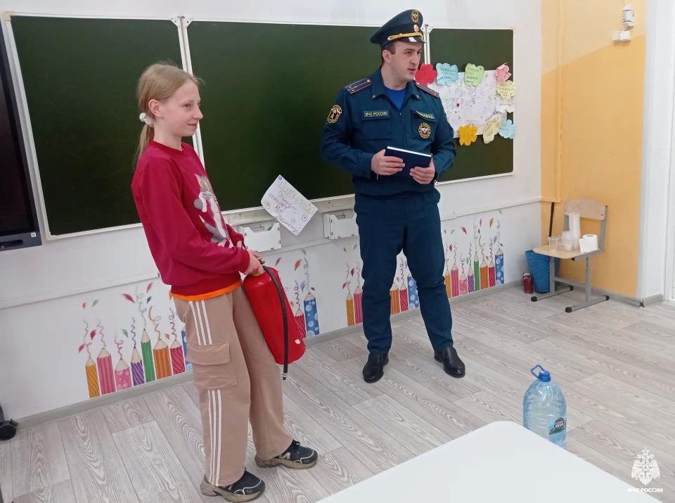 В пришкольных лагерях проходят занятия по безопасности В пришкольных лагерях проходят занятия по безопасности