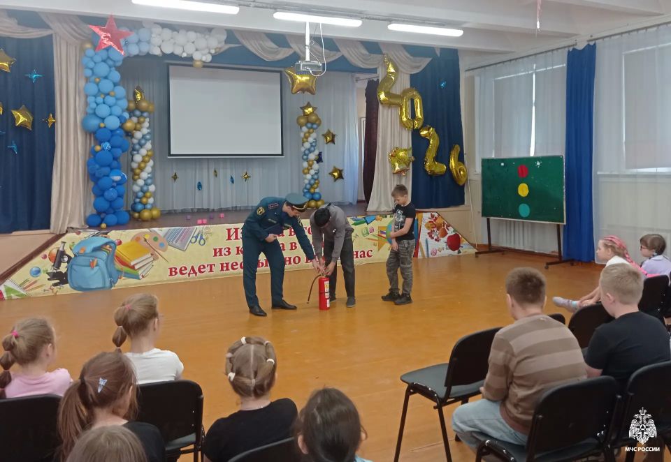 В пришкольных лагерях проходят занятия по безопасности В пришкольных лагерях проходят занятия по безопасности