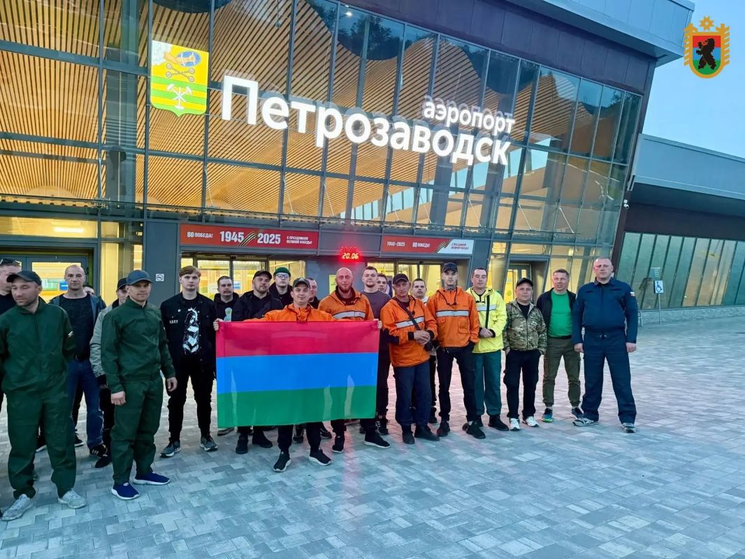50 десантников-пожарных Карельского центра авиалесоохраны отправились в Красноярский край на помощь коллегам 50 десантников-пожарных Карельского центра авиалесоохраны отправились в Красноярский край на помощь коллегам