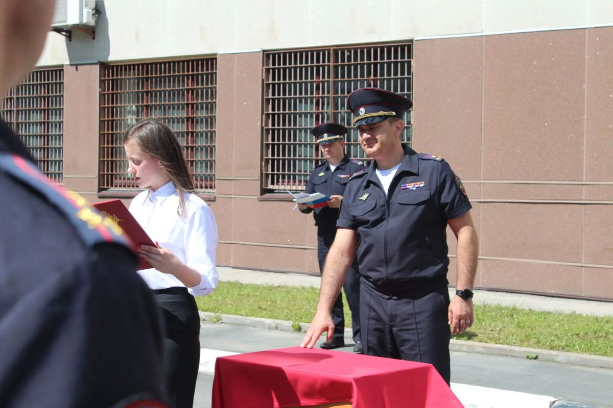Колыхматова: Сегодня, в День памяти и скорби, в карельской столице торжественно открыли памятную доску в память о героях 1-го, 2-го и 3-го Петрозаводских истребительных батальонов НКВД КФССР Колыхматова: Сегодня, в День памяти и скорби, в карельской столице торжественно открыли памятную доску в память о героях 1-го, 2-го и 3-го Петрозаводских истребительных батальонов НКВД КФССР