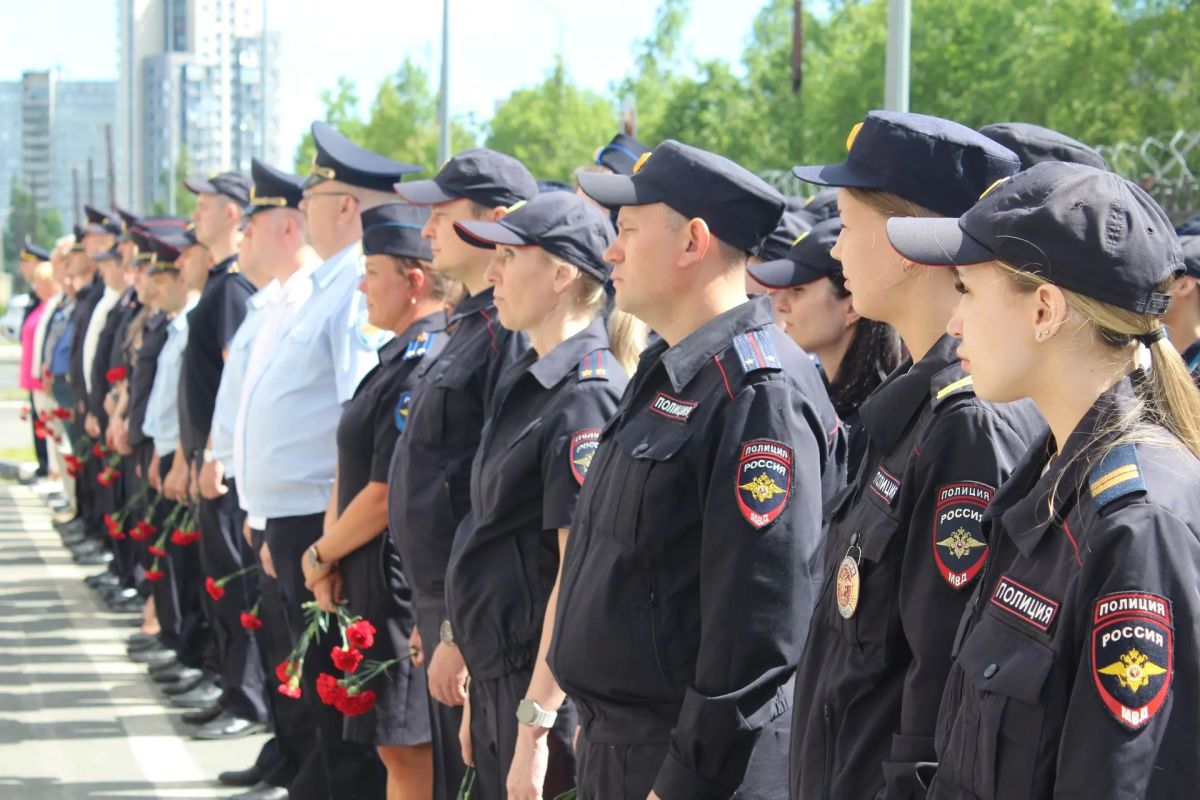 Колыхматова: Сегодня, в День памяти и скорби, в карельской столице торжественно открыли памятную доску в память о героях 1-го, 2-го и 3-го Петрозаводских истребительных батальонов НКВД КФССР Колыхматова: Сегодня, в День памяти и скорби, в карельской столице торжественно открыли памятную доску в память о героях 1-го, 2-го и 3-го Петрозаводских истребительных батальонов НКВД КФССР