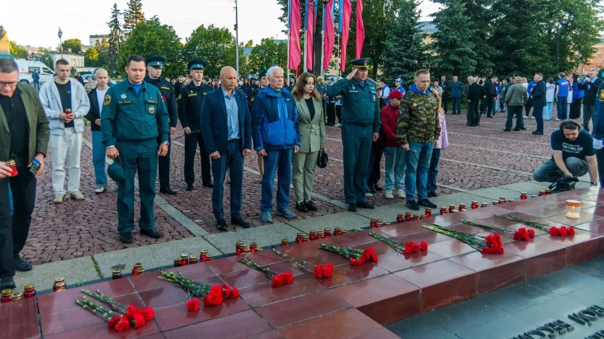 Помним. Гордимся. Не забудем Помним. Гордимся. Не забудем