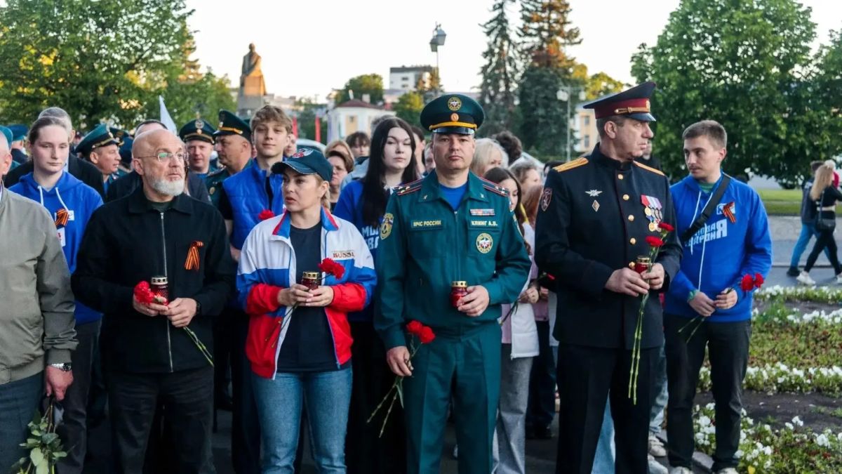Помним. Гордимся. Не забудем Помним. Гордимся. Не забудем
