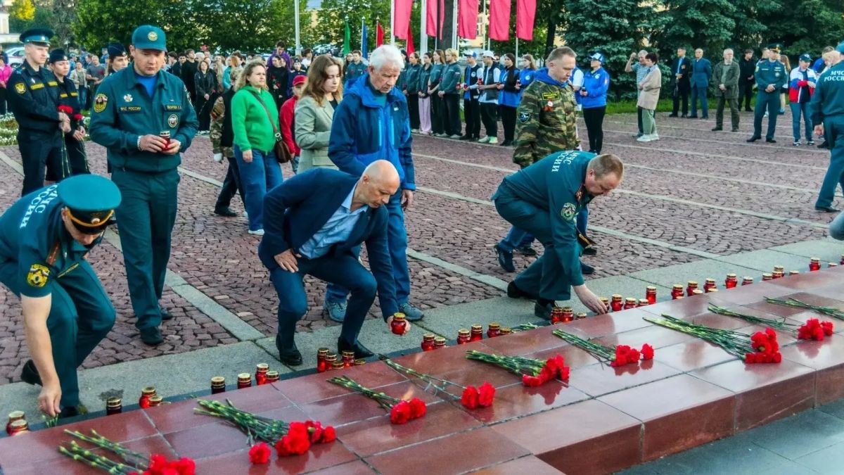 Помним. Гордимся. Не забудем Помним. Гордимся. Не забудем