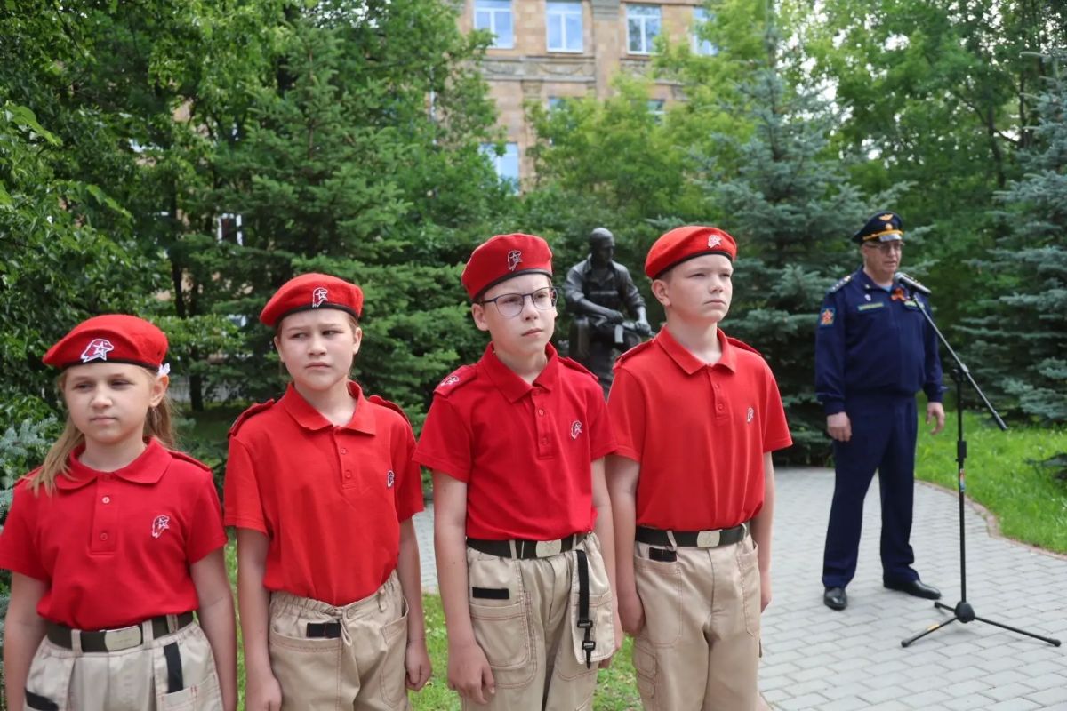 Артур Парфенчиков: С Днём ветерана боевых действий, дорогие земляки Артур Парфенчиков: С Днём ветерана боевых действий, дорогие земляки