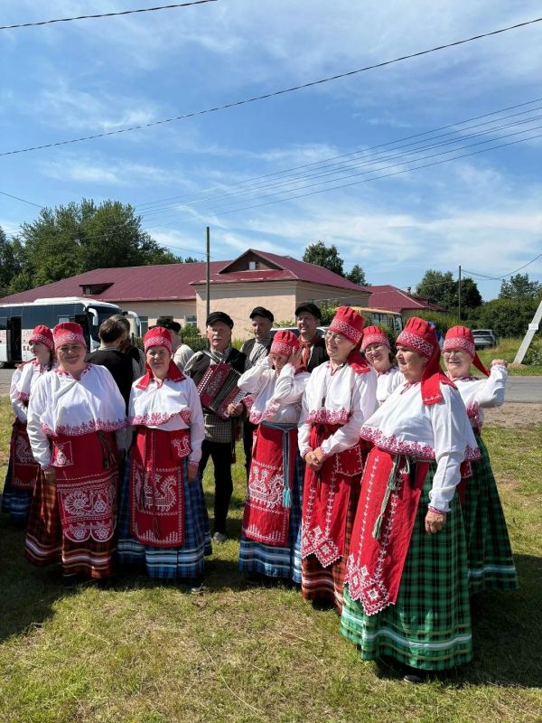 Ольга Шмаеник приняла участие в вепсском празднике Ph pivine Ольга Шмаеник приняла участие в вепсском празднике Ph pivine