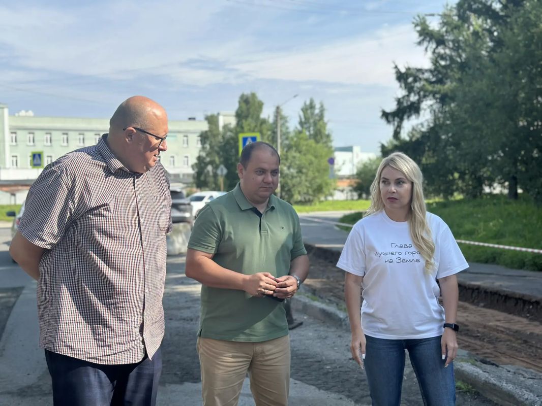 Колыхматова: Новокукковский проезд Колыхматова: Новокукковский проезд