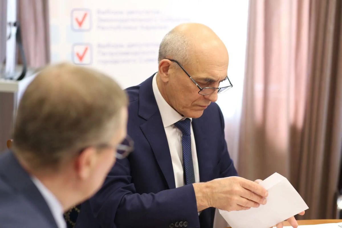 В Избиркоме Карелии прошла жеребьевка последовательности размещения политических партий в бюллетенях на выборах в Законодательное Собрание Республики Карелия В Избиркоме Карелии прошла жеребьевка последовательности размещения политических партий в бюллетенях на выборах в Законодательное Собрание Республики Карелия