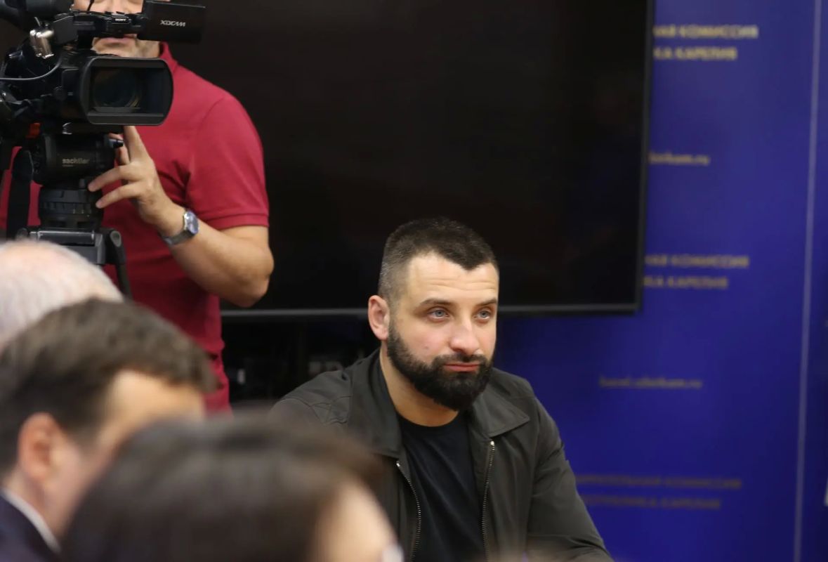 В Избиркоме Карелии прошла жеребьевка последовательности размещения политических партий в бюллетенях на выборах в Законодательное Собрание Республики Карелия В Избиркоме Карелии прошла жеребьевка последовательности размещения политических партий в бюллетенях на выборах в Законодательное Собрание Республики Карелия