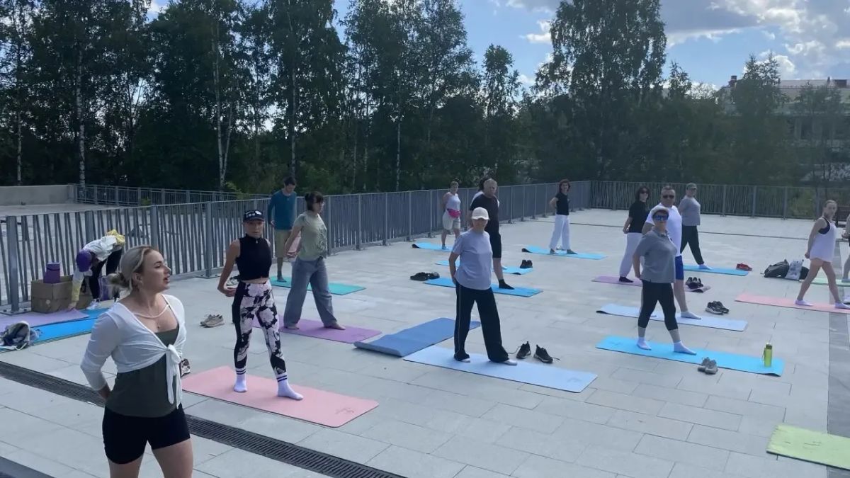 Колыхматова: А вот как сегодня прошла суставная гимнастика в Государевом саду Колыхматова: А вот как сегодня прошла суставная гимнастика в Государевом саду