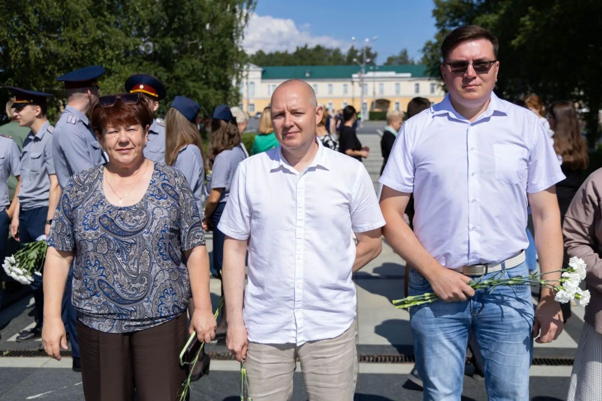 В Петрозаводске прошла акция памяти детей – жертв войны в Донбассе В Петрозаводске прошла акция памяти детей – жертв войны в Донбассе