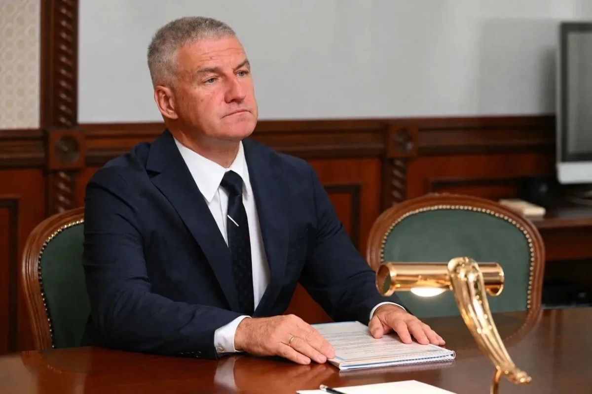 Состоялась рабочая встреча Главы Карелии Артура Парфенчикова и руководителя МЧС Карелии Антона Клинга Состоялась рабочая встреча Главы Карелии Артура Парфенчикова и руководителя МЧС Карелии Антона Клинга