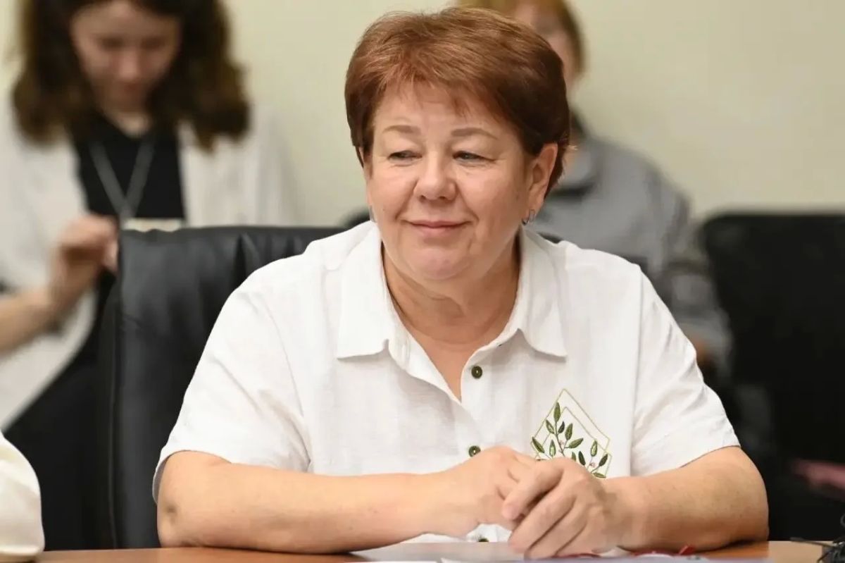 Депутаты Законодательного Собрания приняли участие в круглом столе по борьбе с алкоголизацией в республике Депутаты Законодательного Собрания приняли участие в круглом столе по борьбе с алкоголизацией в республике