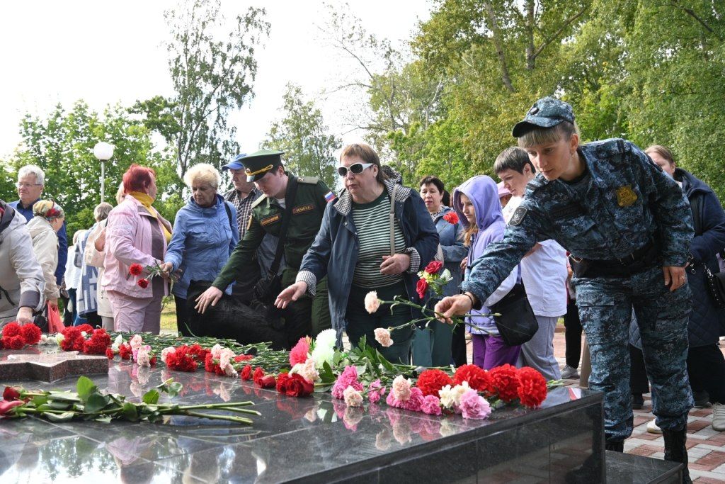 В Беломорске торжественно открыли памятник участникам специальной военной операции В Беломорске торжественно открыли памятник участникам специальной военной операции