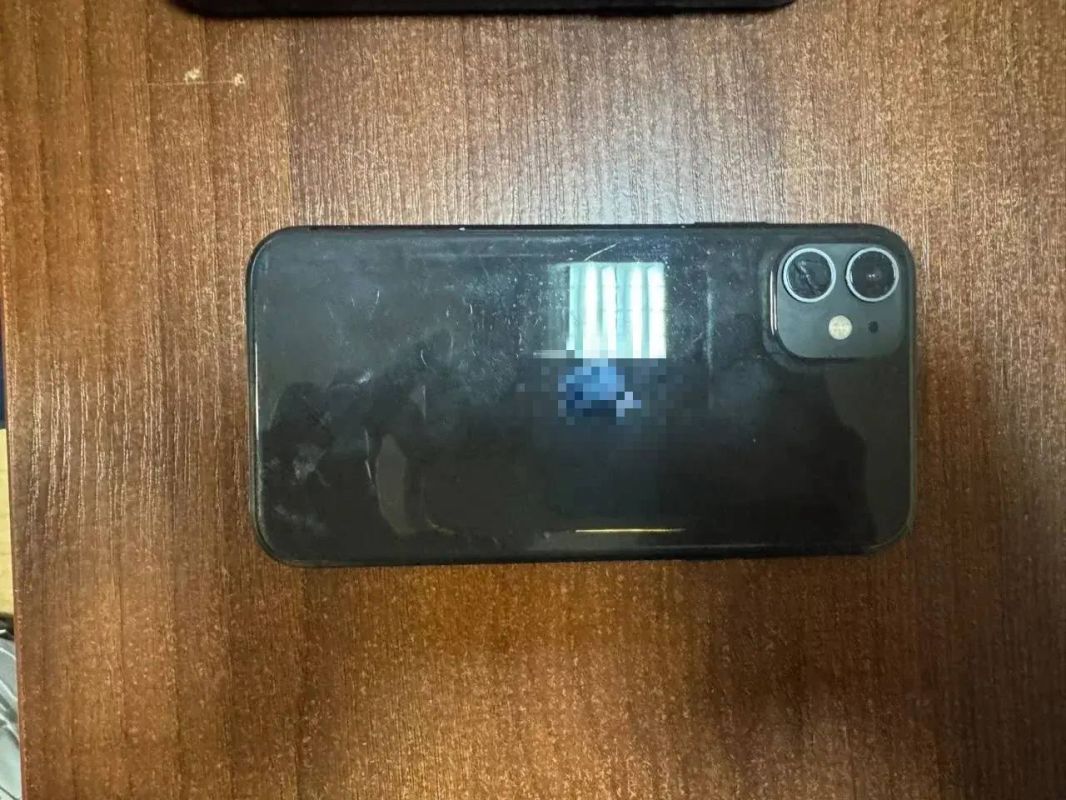 В Ленинградской области транспортными полицейскими раскрыта кража телефона и кроссовок, совершенная в поезде сообщением «Белгород – Петрозаводск» В Ленинградской области транспортными полицейскими раскрыта кража телефона и кроссовок, совершенная в поезде сообщением «Белгород – Петрозаводск»